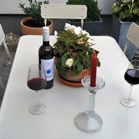 Apartment Design -garden & Comfort